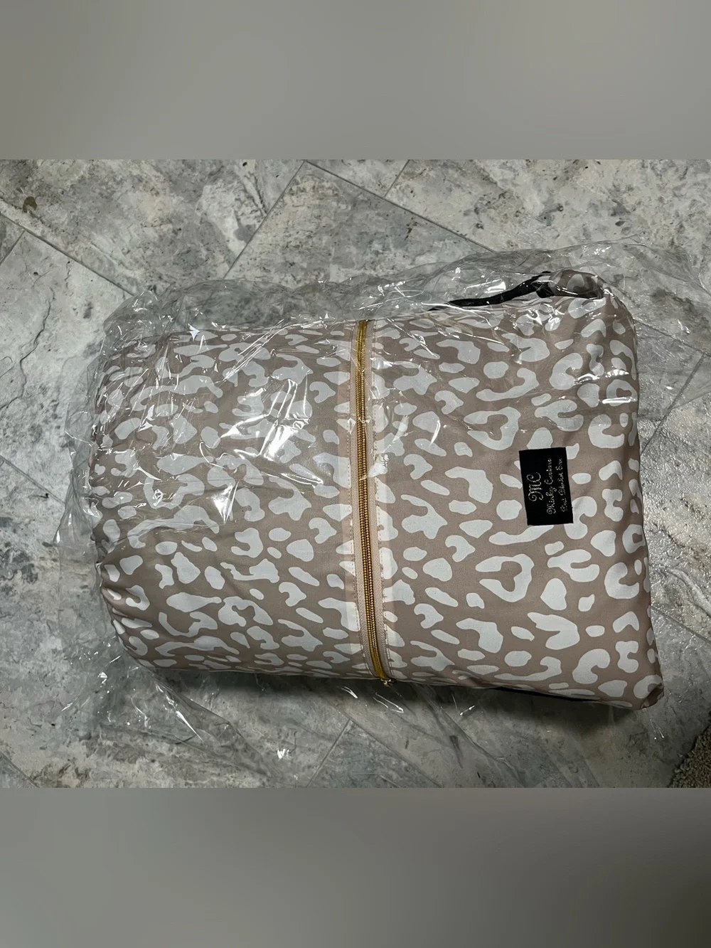 NWT Minky Couture Everywhere Blanket-Tan Cheetah
